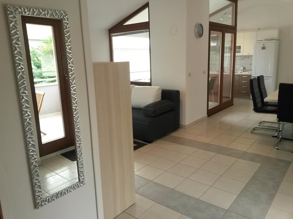 Apartmani Porat Malinska Εξωτερικό φωτογραφία